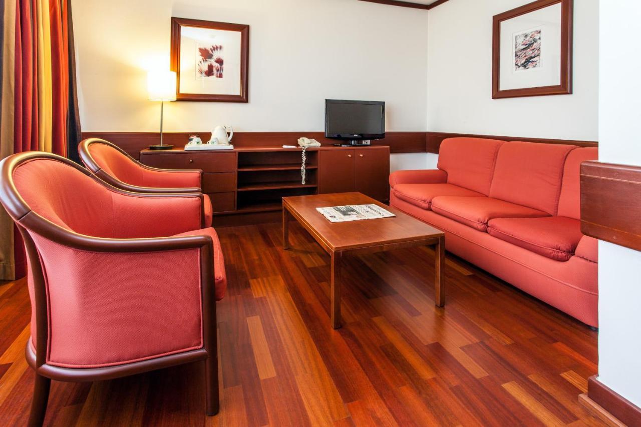 Lisbon-continental By Ihg 4* Lisbon