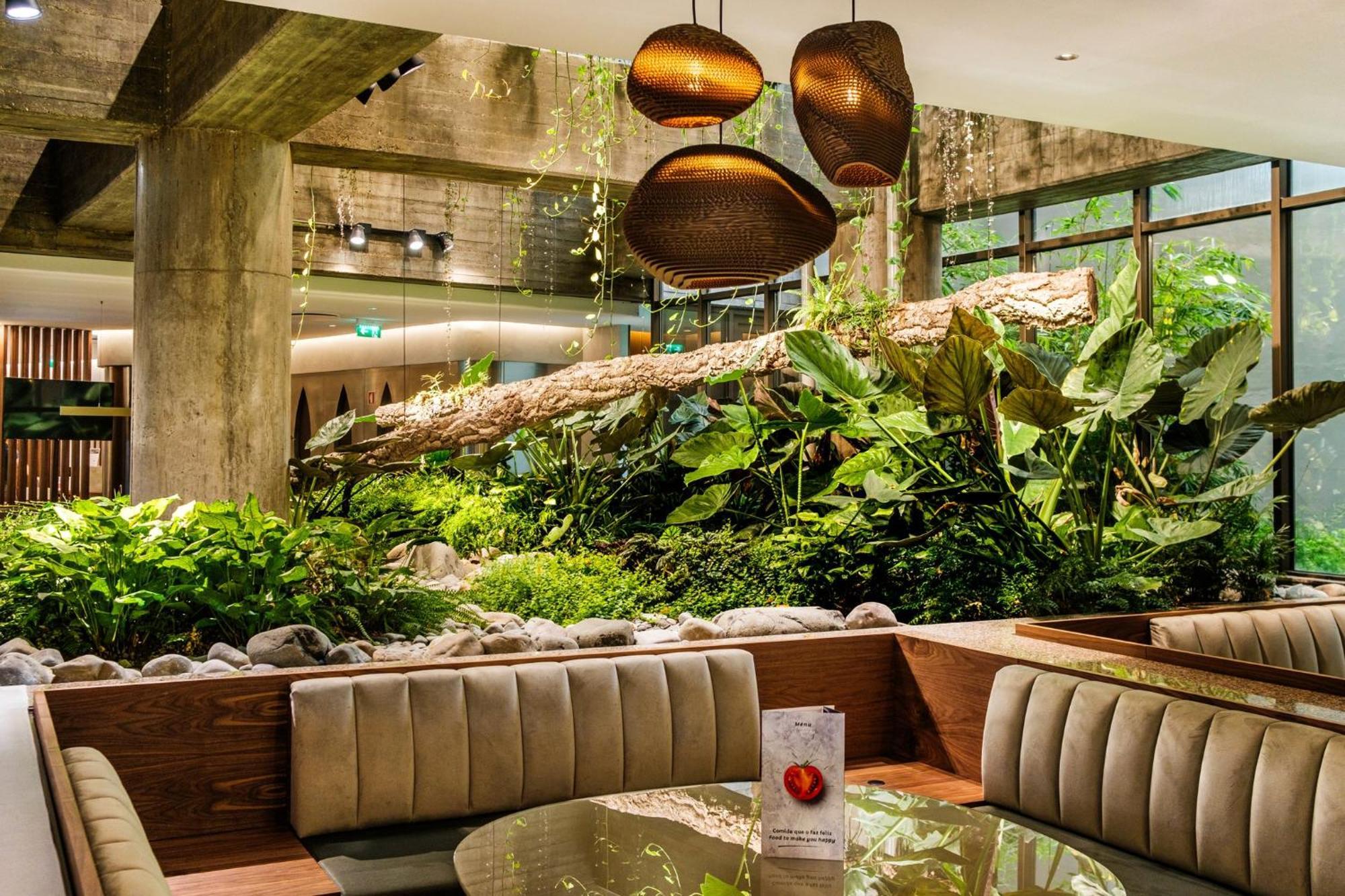 Lisbon-continental By Ihg 4* Lisbon